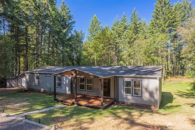 Property photo for 13420 Glenwood Road SW, Port Orchard