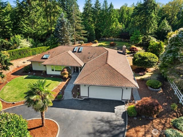 Property photo for 18901 SE 281st Street, Kent
