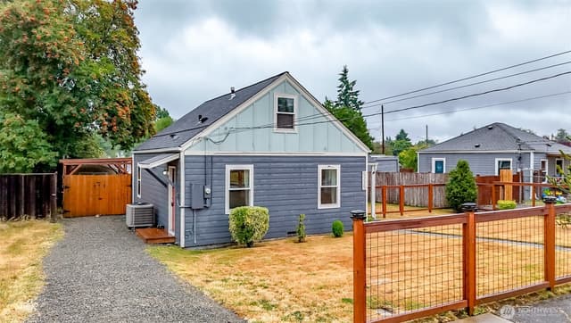 Property photo for 5225 McDacer Avenue, Tacoma