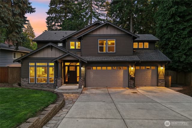 Property photo for 7015 NE 138th Street, Kirkland