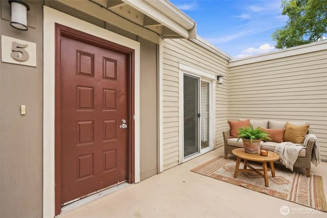 Property photo for 12712 NE 120th Street #G5, Kirkland