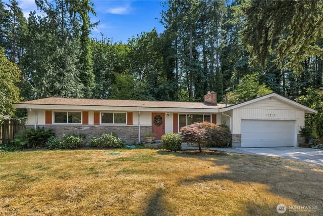 Property photo for 16217 SE Newport Way, Bellevue