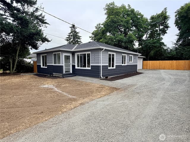 Property photo for 2405 NE 10th Street, Renton