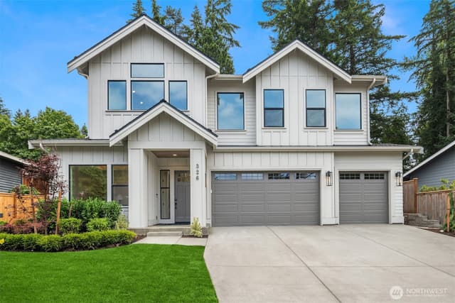 Property photo for 326 157th Avenue NE, Bellevue