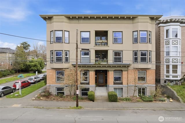 Property photo for 1732 15th Street ##3, Seattle