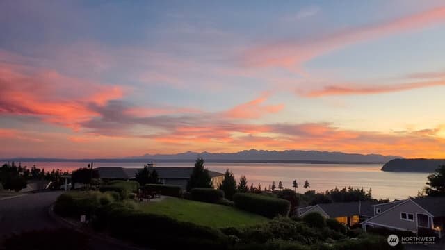 Property photo for 10919 E Villa Monte Drive, Mukilteo