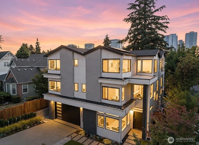 Property photo for 422 98th Avenue NE, Bellevue