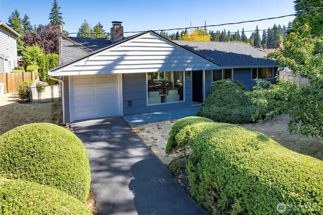 Property photo for 1924 NE 130th Place, Seattle