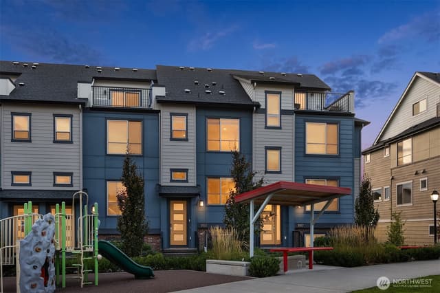 Property photo for 1053 6th Walk NE, Issaquah