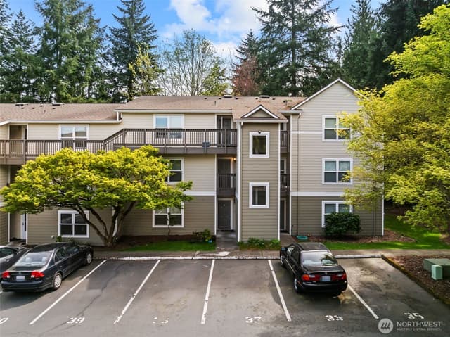 Property photo for 8218 126th Avenue NE #E22, Kirkland, WA 98033