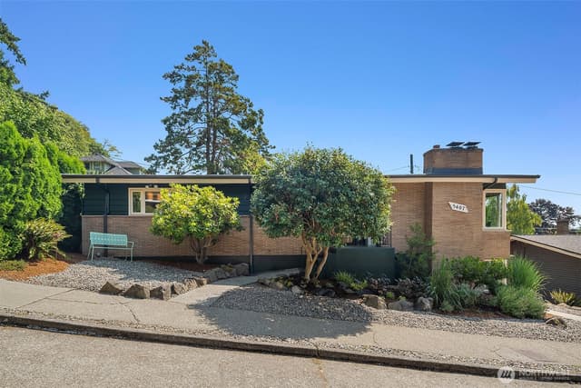 Property photo for 5407 SW Beach Drive Terrace, Seattle