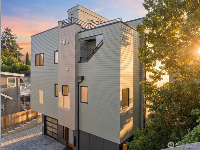 Property photo for 1413 A N 48th Street, Seattle