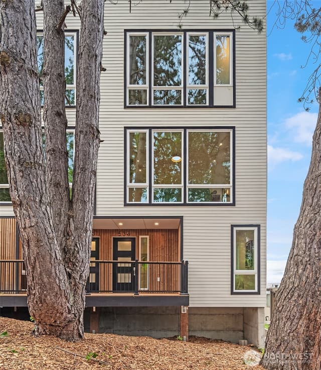 Property photo for 536 W Barrett Street, Seattle