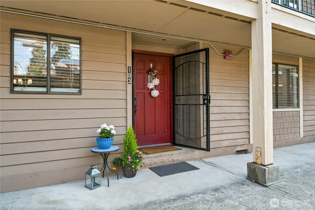 Property photo for 20131 61st Place W #D-103, Lynnwood