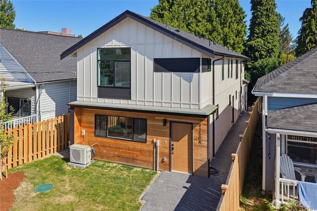 Property photo for 4250 S Juneau Street #A, Seattle