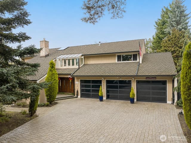 Property photo for 9430 NE 31st Street, Clyde Hill