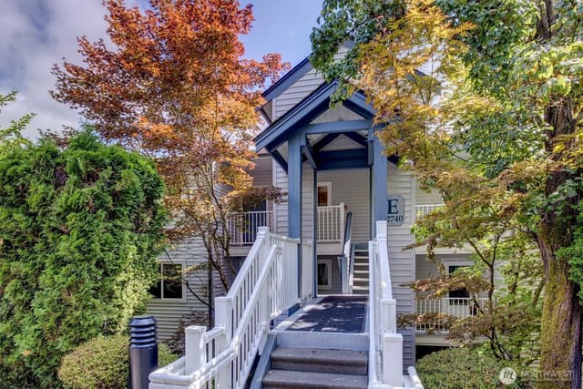 Property photo for 12740 NE 10th Place #E305, Bellevue