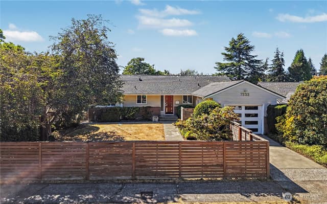 Property photo for 7333 46th Avenue NE, Seattle
