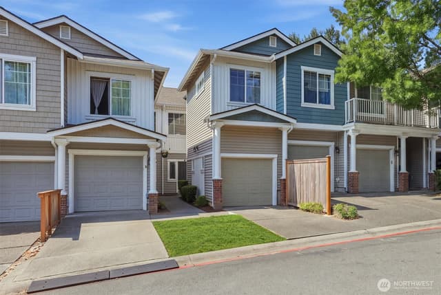 Property photo for 5001 Davis Place S #E, Renton