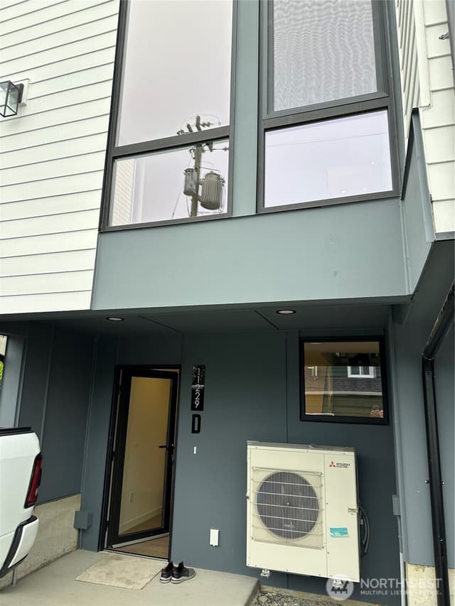 Property photo for 11229 Greenwood Avenue N #D, Seattle