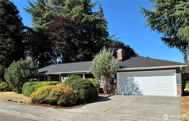 Property photo for 2333 Edmunds Avenue NE, Renton