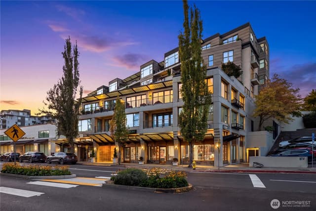 Property photo for 136 Central Way #304, Kirkland