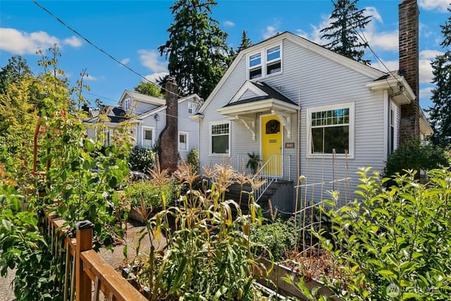 Property photo for 1035 NE 91st Street, Seattle