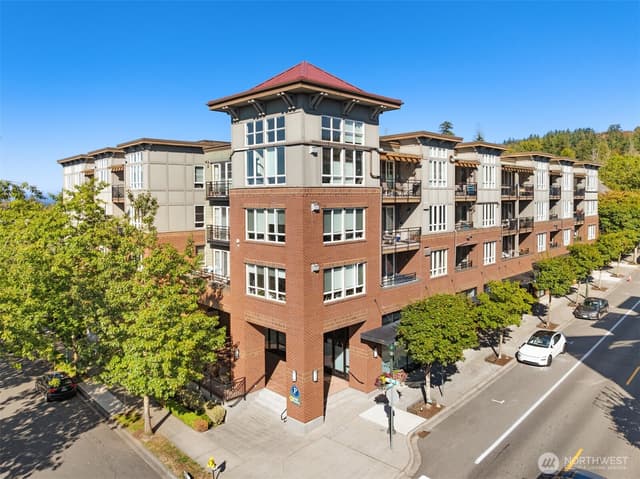 Property photo for 1880 25th Avenue NE #210, Issaquah