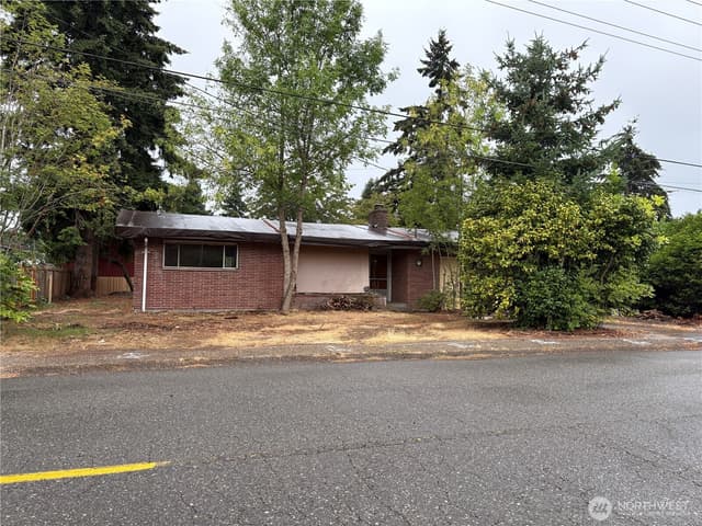Property photo for 621 Kirkland Avenue NE, Renton