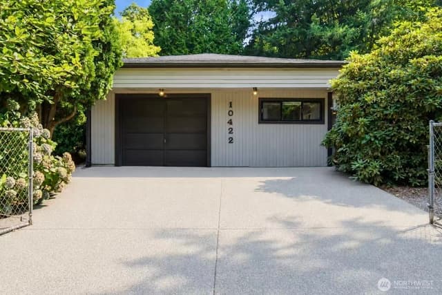 Property photo for 10422 165th PL NE, Redmond