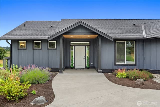 Property photo for 7406 100th Street NE, Marysville