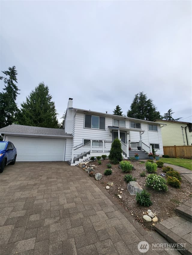 Property photo for 501 129th Avenue SE, Bellevue