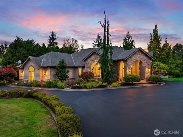 Property photo for 11822 123rd Avenue NE, Lake Stevens