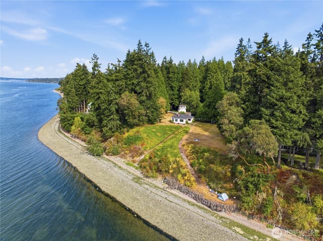 Property photo for 328 NE Oyster Point Drive, Poulsbo