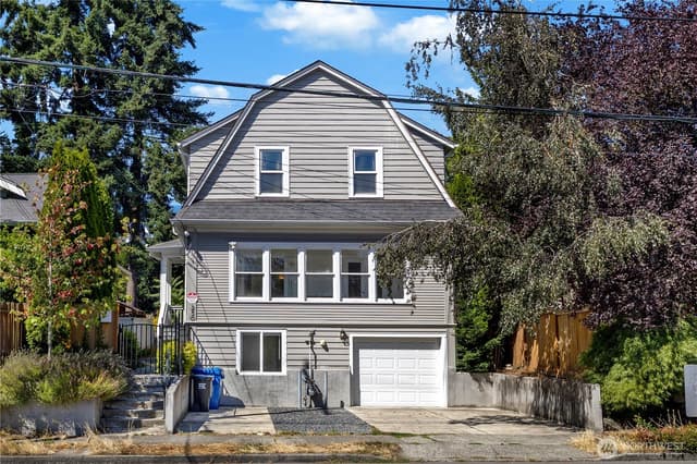 Property photo for 250 NE 50th Street, Seattle