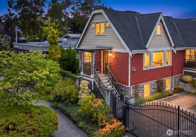 Property photo for 4428 Eastern Avenue N, Seattle