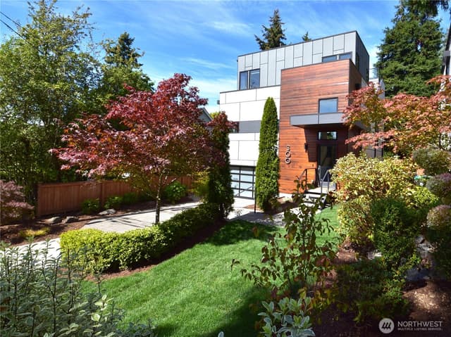 Property photo for 300 NE 91st Street, Seattle