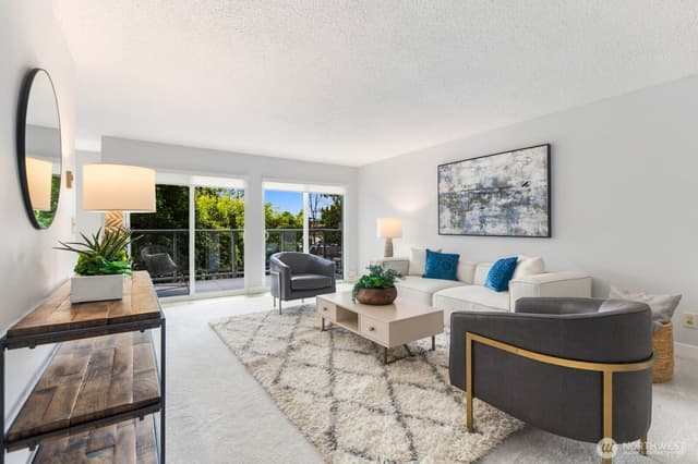Property photo for 2501 Canterbury Ln E #216, Seattle