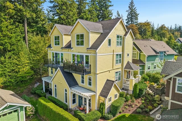 Property photo for 2010 NE Katsura Street #A, Issaquah
