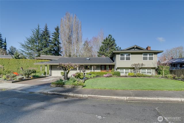 Property photo for 11719 103rd Avenue NE, Kirkland