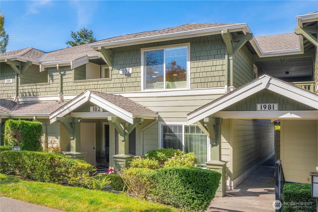 Property photo for 1981 24th Avenue NE #202, Issaquah