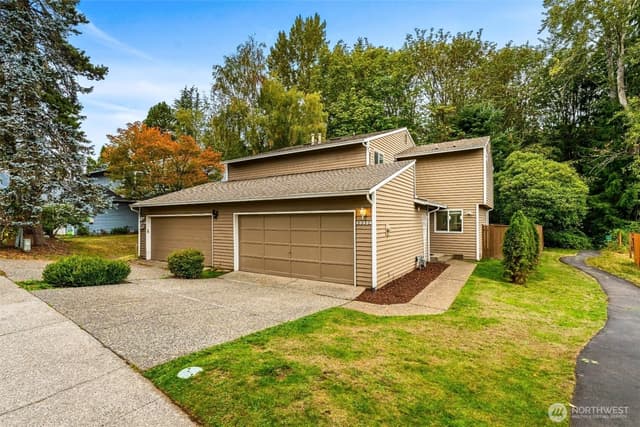 Property photo for 13324 NE 138th Pl, Kirkland