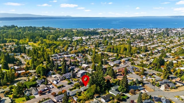 Property photo for 1235 8th Avenue S, Edmonds