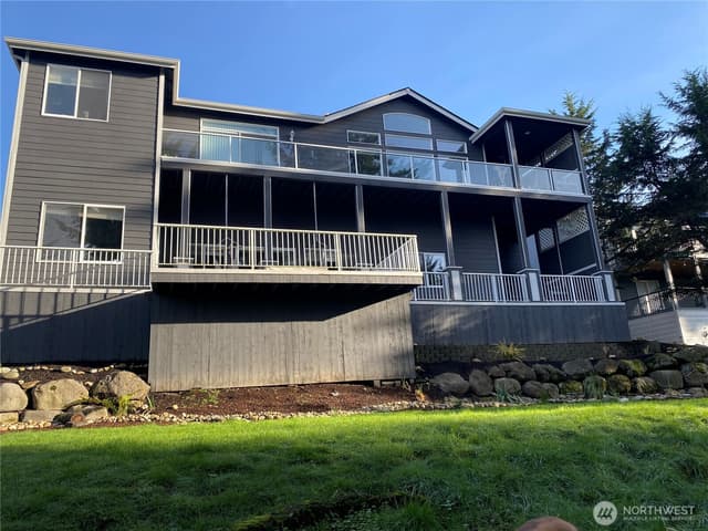 Property photo for 3104 170th Avenue E, Lake Tapps