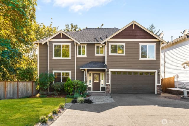 Property photo for 1701 Queen Ct NE, Renton