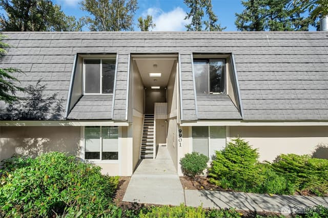 Property photo for 9901 NE 124th Street #504, Kirkland