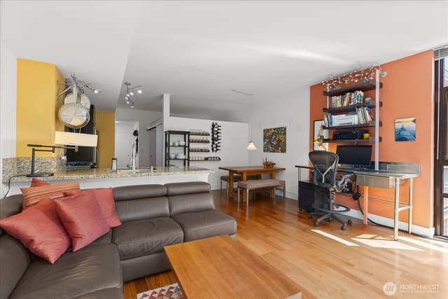 Property photo for 2911 2nd Avenue #517, Seattle