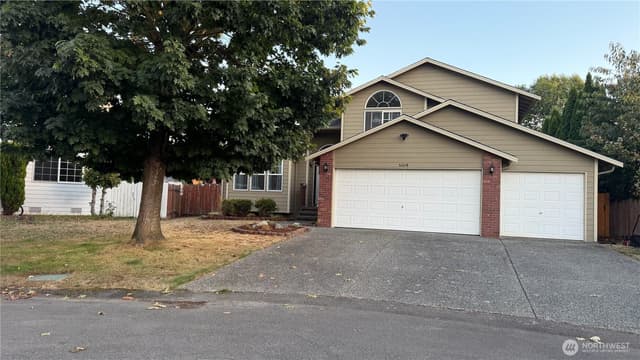 Property photo for 5204 59th Place NE, Marysville
