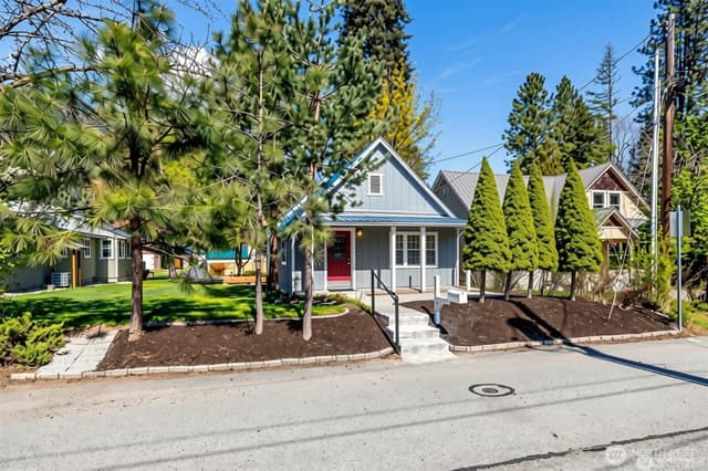 Property photo for 132 Whitman Street, Leavenworth