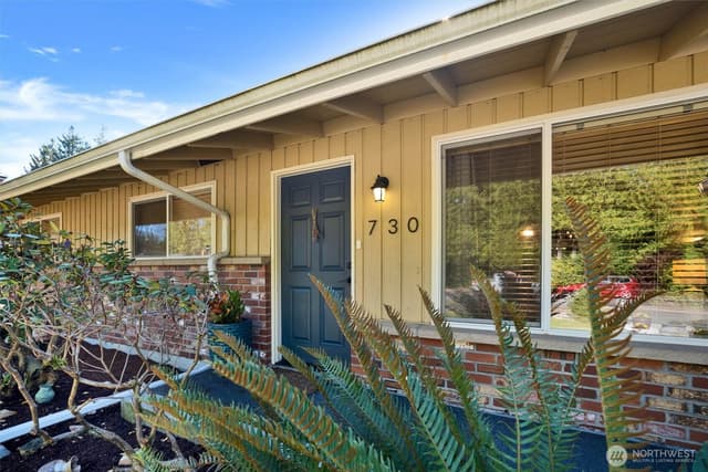 Property photo for 730 110th Place SE, Everett